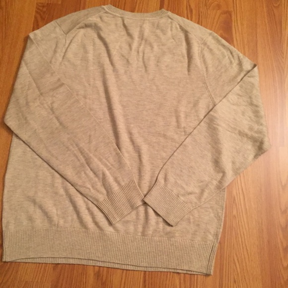 Men’s Lands’ End V Neck - Picture 3 of 5